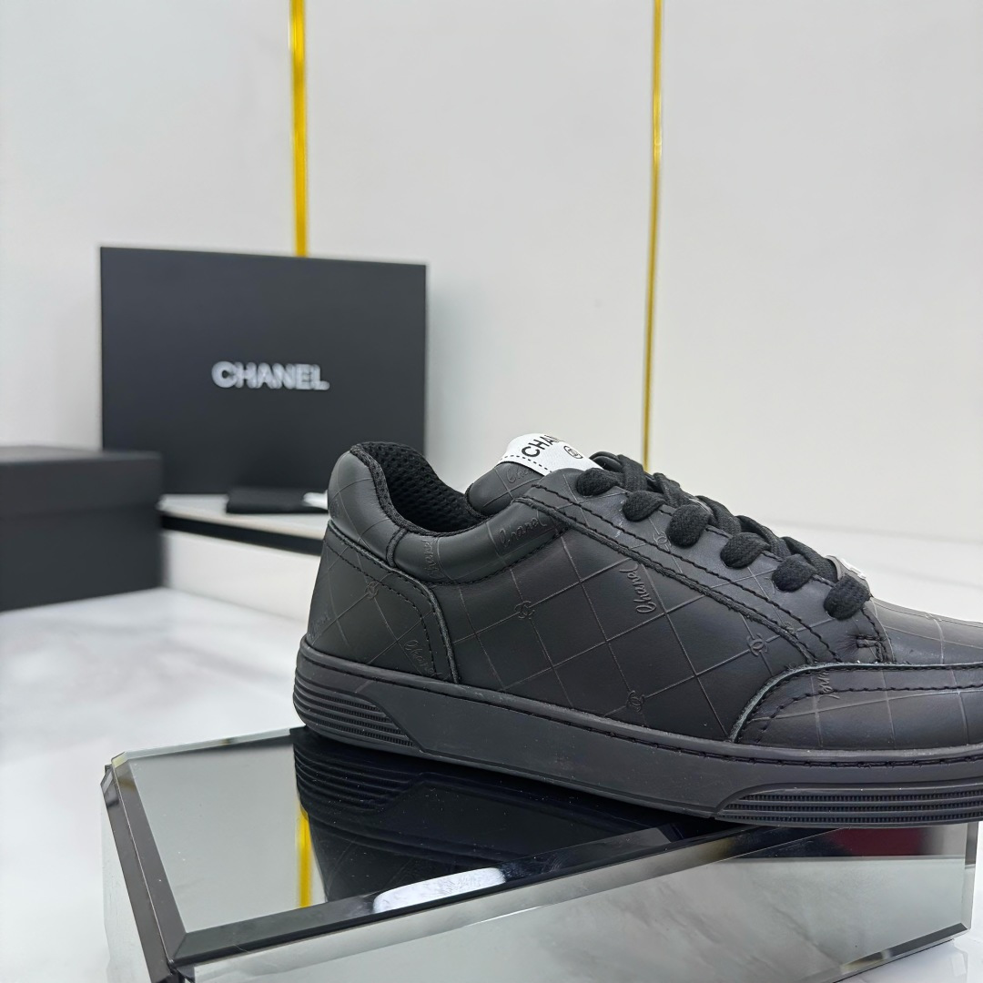 Chanel香奈儿 熊猫配色全皮小白鞋 スポーツ・カジュアル