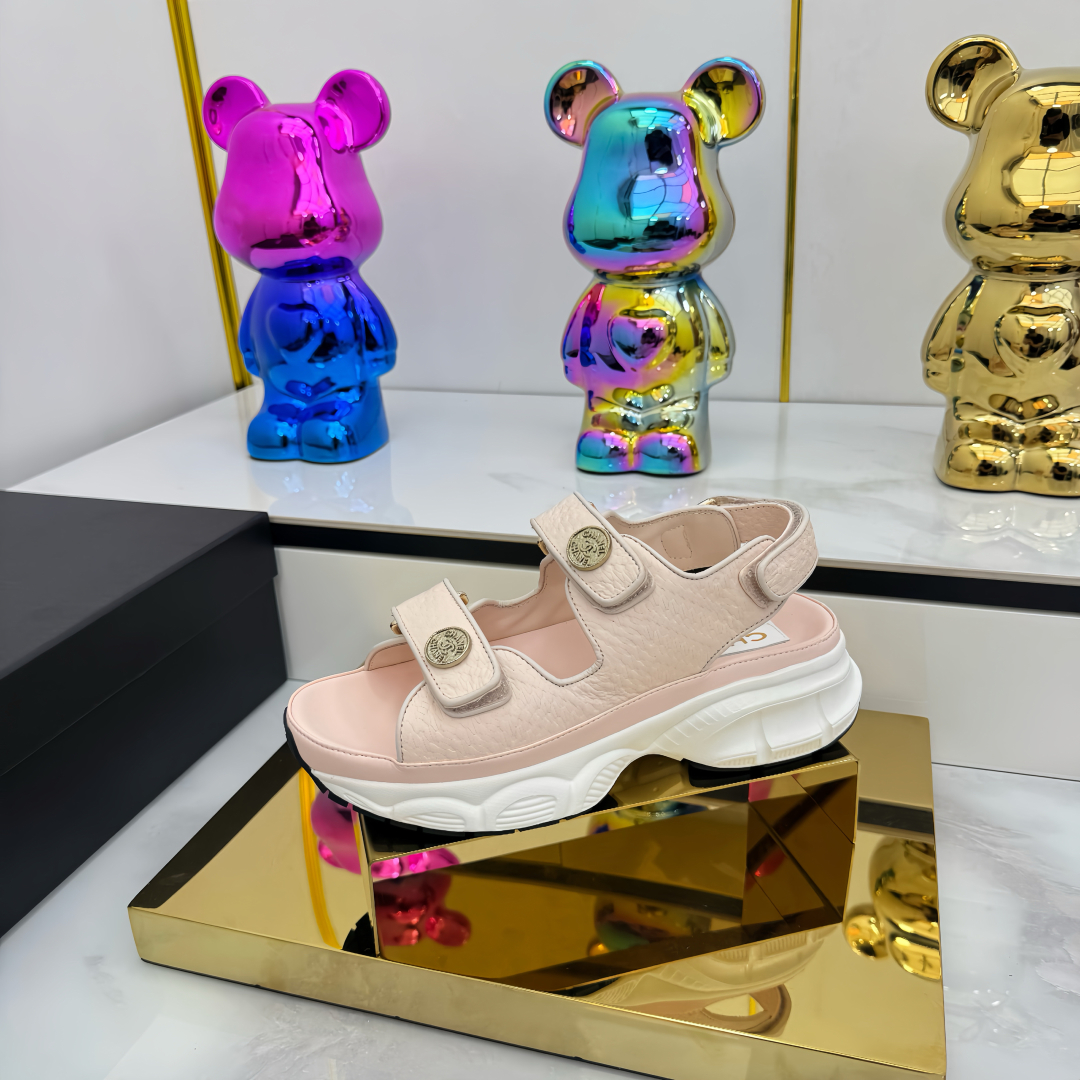 Chanel 25SS Velcro Beach Sandals - Pearl Lambskin, Comfortable & Stylish 7 cmp i1745797825611 8284 0 5
