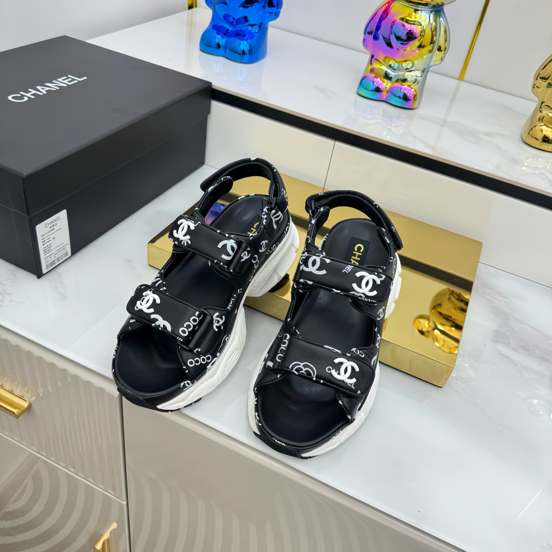 Chanel 25SS Velcro Beach Sandals - Stylish & Comfortable Summer Footwear 4 cmp i1745797912279 3831 0 1