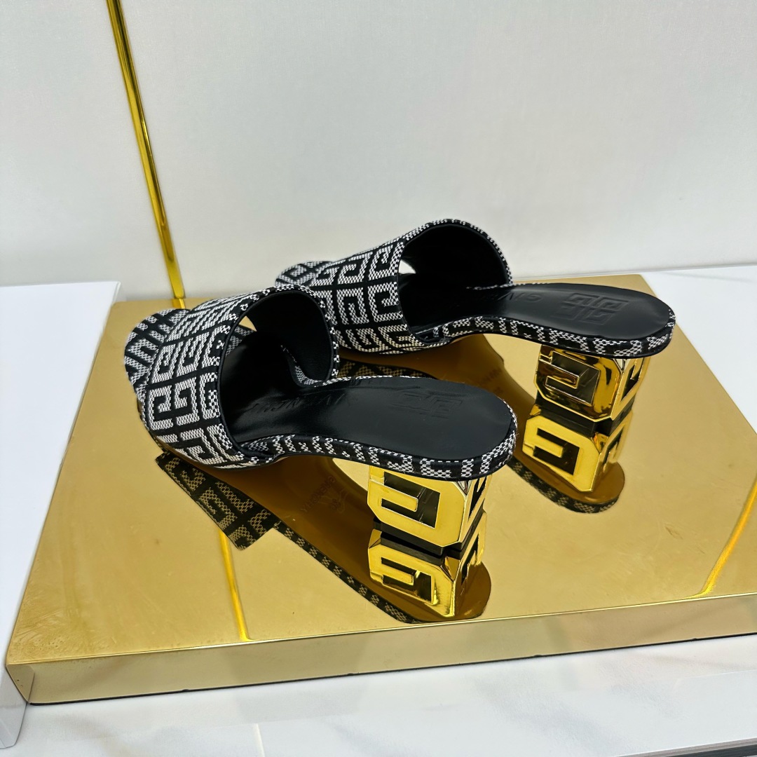 Fashionable Brahma Heel Slipper with Cow and Sheep Skin, Rubber Base. - 图片 7
