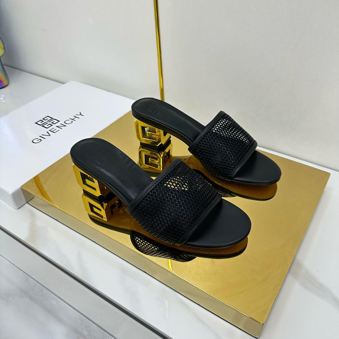 Fashionable Brahma Heel Slipper: Stylish Plant Bid P 425 💰 Sandals in Black Cow Skin. - 图片 2