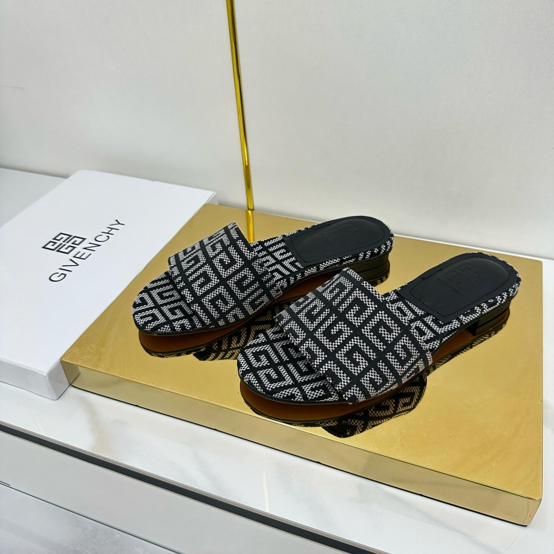 Fashionable Brahma Heel Slipper: Stylish Cow Skin Sandals with Sheep Skin Lining - 图片 7