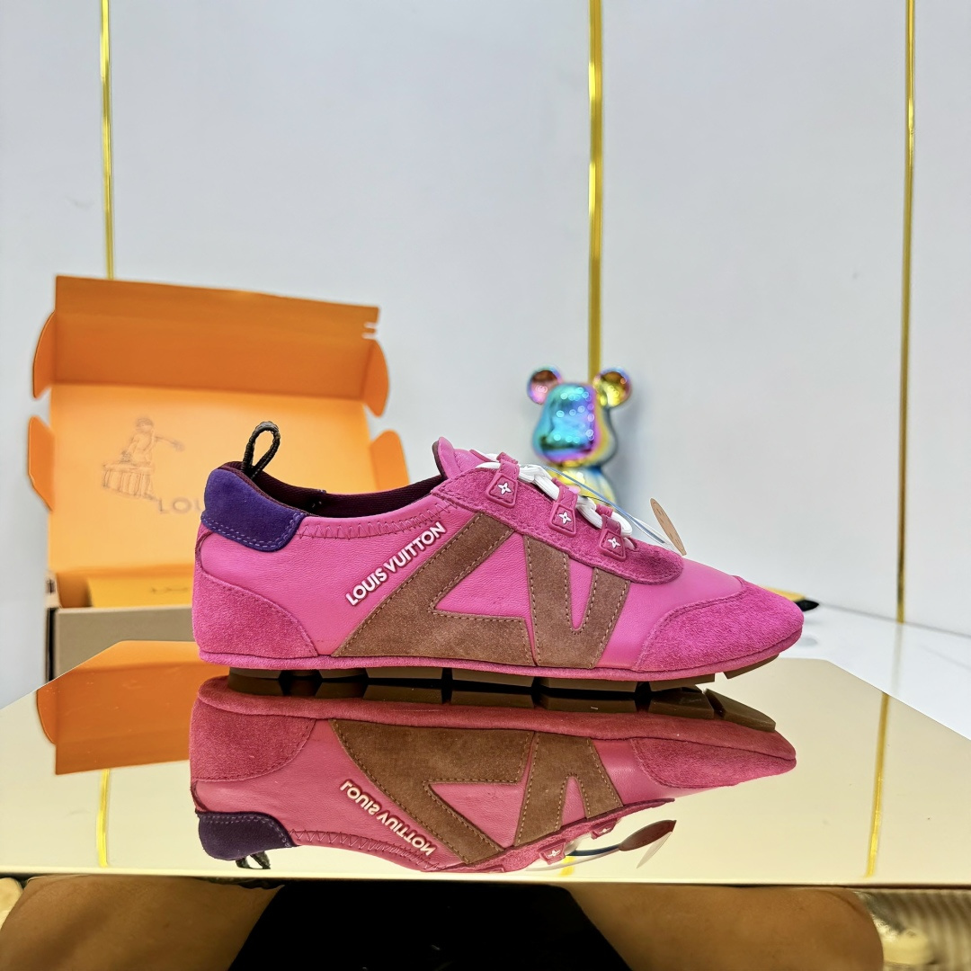 NO:406980,High quality!  !  !  LV~Louis Vuitton by Virgin Abloh's best-looking sneakers, donkey brand promotes new products, and the official website's limited-edition retro basketball sneakers!  The high and low gangs all spent a lot of money to buy the original version with accurate reproduction of 1:1, the details are invincible, the sincerity is full of imported customized original cowhide, the original version is consistent with the packaging method, the details are 100% restored, the private model customized original integrated TPU combination bottom is different from other companies, and this effect cannot be achieved without the original version!  Size women's 35-40 men's 39-45 (38 46 custom made, casual shoes/sports shoes, louis vuitton, louis vuitton, louis vuitton, sneakers, cowhide19860909高品质！！！ LV～路易威登 by Virgin Abloh最好看的运动鞋,驴牌力推新品, 官网限定款复古篮球运动鞋！ 高帮低帮均花血本购入原版1:1精准复刻、细节很无敌、诚意满满、进口定制原版牛皮,原版一致套包做法,细节百分百还原、私模定制原版一体成型TPU组合大底、区别于别家、, 没有原版是开不出这效果的！ Size女款35-40男款39-45（38 46定做,休闲鞋/运动鞋,louis vuitton,louis vuitton,louis vuitton,sneakers,cowhide,Women's Shoes