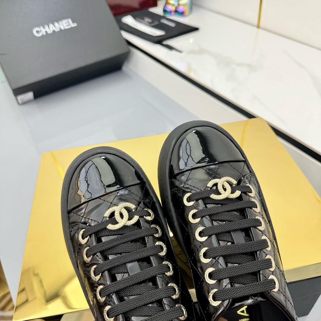 Chanel香奈儿 布面230皮面528 スポーツシューズ 高品質