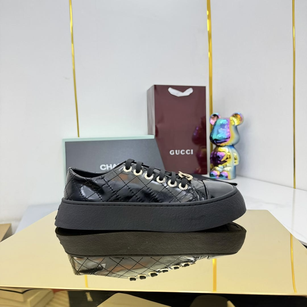 Chanel香奈儿 布面230皮面528 スポーツシューズ 高品質