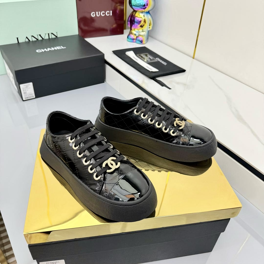 Chanel香奈儿 布面230皮面528 スポーツシューズ 高品質