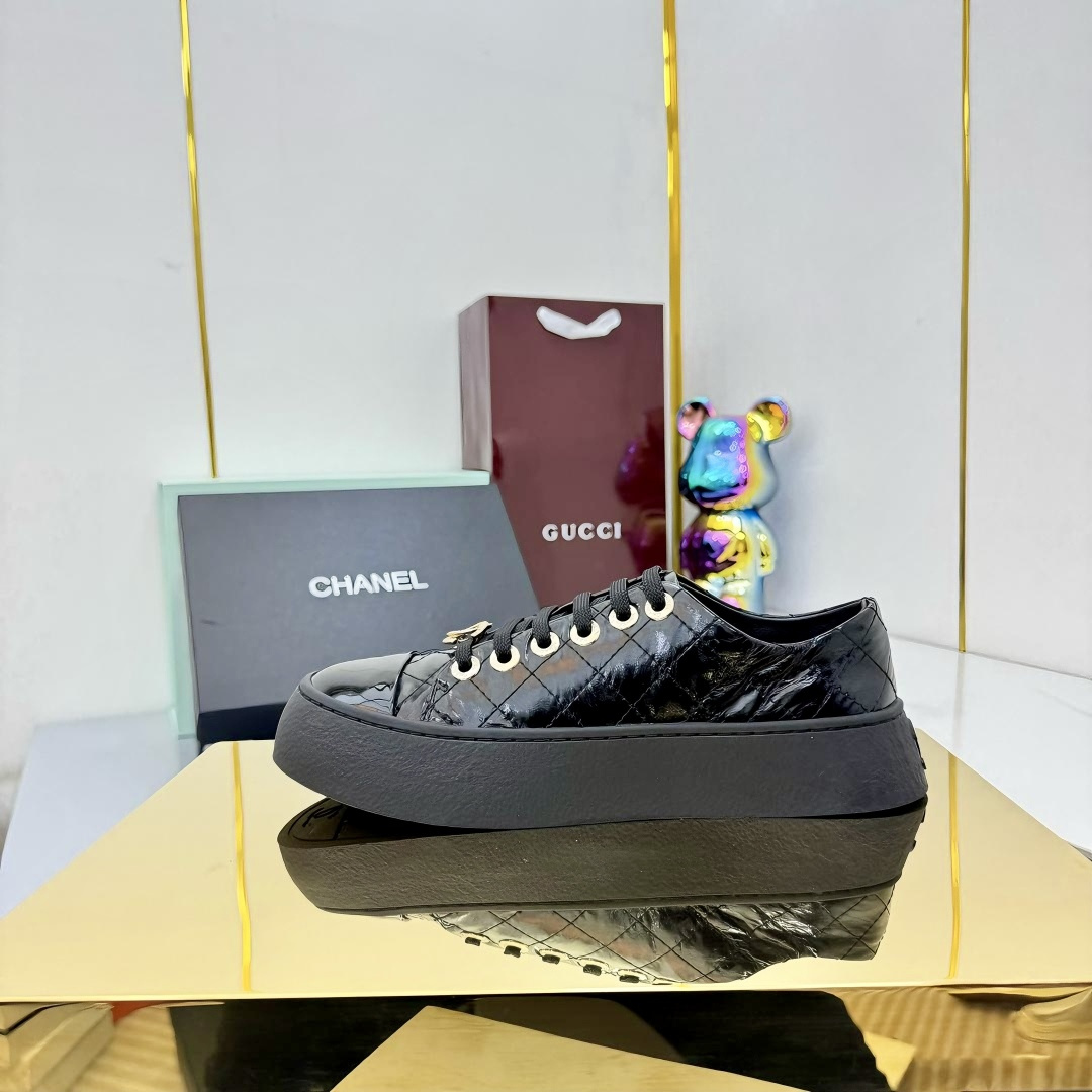 Chanel香奈儿 布面230皮面528 スポーツシューズ 高品質