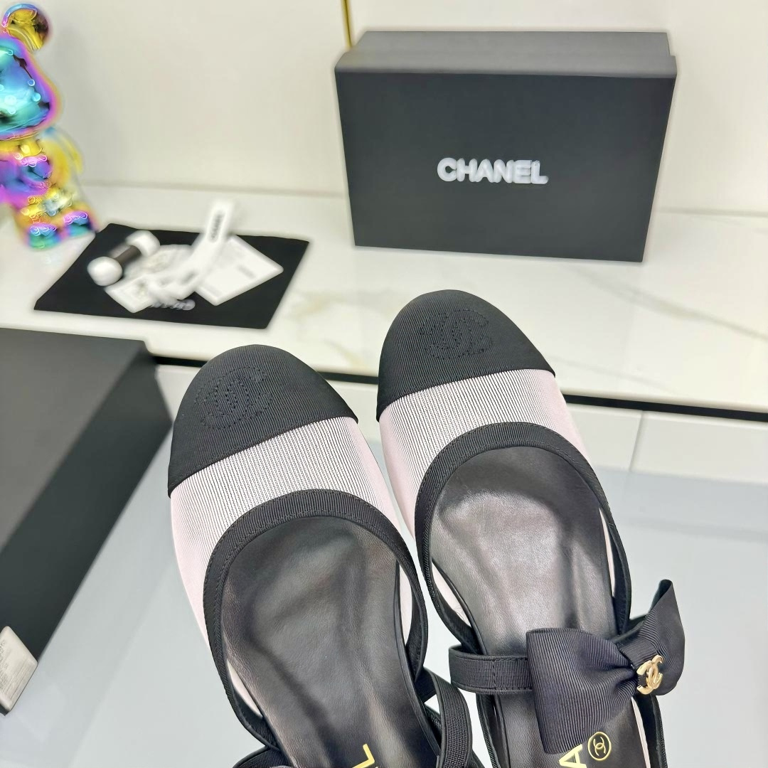 Chanel 香奈儿25A シルクベルベット マリージェーン