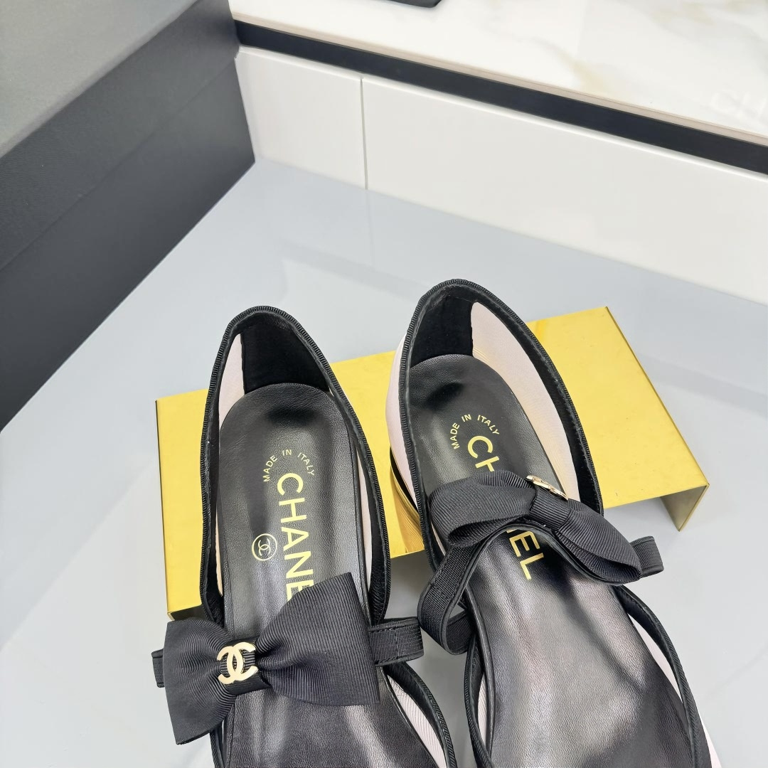 Chanel 香奈儿25A シルクベルベット マリージェーン