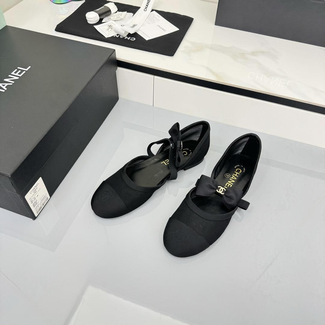 Chanel 香奈儿25A シルクベルベット マリージェーン シューズ