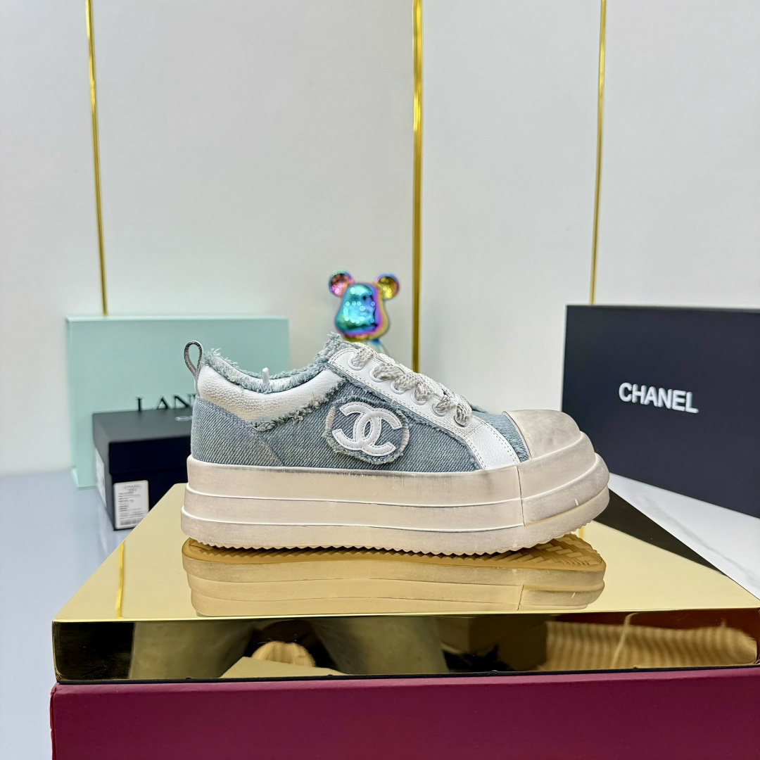 NO:498951,Chanel bread shoes ~Original calfskin panda shoes Chanel Chanel 25C latest hits Panda black and white sneakers casual board shoes Xiaoxiang hot items Classic black and white Panda color matching coco girls necessary to buy Fabric: Original custom mixed-bred sheepskin Inner: Original imported breathable net Outsole: Original open mold rubber + TPU combination Size: Women's model 35-41 Buy now, casual shoes/sports shoes, chanel, chanel, sneakers, cowhide, sheepskin19860909香奈儿面包鞋  ～原版小牛皮熊猫鞋 Chanel 香奈儿 25C 最新爆款 熊猫 黑白 运动鞋 休闲板鞋 小香 爆款单品 经典黑白 熊猫配色 coco女孩必要入款 面料: 原版定制混种羊皮 内里: 原版进口透气网里 大底: 原版开模橡胶+TPU组合 Size: 女款35-41 立即抢购,休闲鞋/运动鞋,chanel,chanel,sneakers,cowhide,sheepskin,Women's Shoes