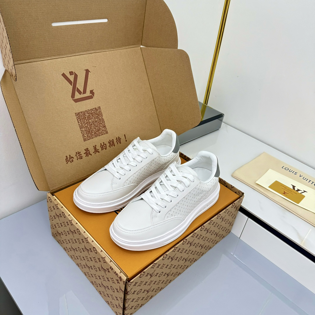 NO:535636,Top version Latest LV~ Louis Vuitton by Virgin Abloh's best-looking sneakers, donkey brand promotes new products, and the official website's limited-edition retro basketball sneakers!  High and low gangs all spent a lot of money to buy the original version with accurate reproduction of 1:1, the details are invincible, sincere, imported customized original cowhide, the original version is consistent with the package method, the details are 100% restored, the private model customized original integrated TPU combination bottom is different from other companies, and this effect cannot be achieved without the original version!  Men's 39-44, 38.45 custom size, casual shoes/sports shoes, louis vuitton, louis vuitton, louis vuitton, sneakers, cowhide19860909顶级版  最新LV～路易威登 by Virgin Abloh最好看的运动鞋,驴牌力推新品, 官网限定款复古篮球运动鞋！ 高帮低帮均花血本购入原版1:1精准复刻、细节很无敌、诚意满满、进口定制原版牛皮,原版一致套包做法,细节百分百还原、私模定制原版一体成型TPU组合大底、区别于别家、,没有原版是开不出这效果的！ 男款39-44,38.45定做码,休闲鞋/运动鞋,louis vuitton,louis vuitton,louis vuitton,sneakers,cowhide,Women's Shoes