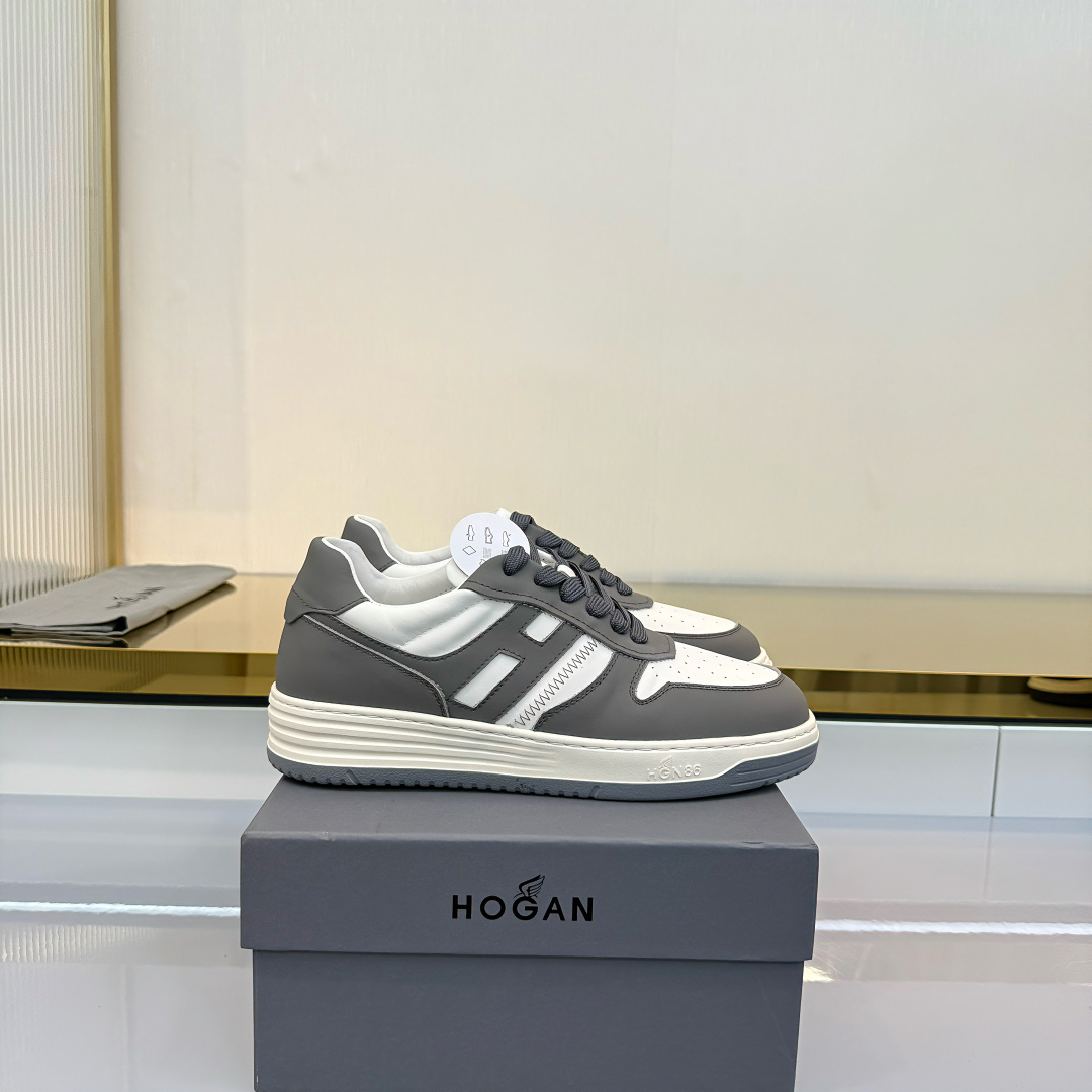 NO:681107,HOGAN Hogan round-toe casual shoes, calfskin contrasting colors, H logo cleverly designed with smooth lines, explosive outsole is light, wear-resistant and highly elastic. The heel height is 3.8cm, thick sole is full of elasticity. The color is soft and bright, casual urban style, it is your first choice in all seasons, and the favorite of couples. 35-44, 45 can be customized. Reprinting will be popular... sell sell sell..., casual shoes/sports shoes, hogan, sneakers, cowhide19860909HOGAN霍根圆头休闲鞋,小牛皮撞色,H标巧妙设计融合搭配流畅的线条,花爆大底轻便耐磨高弹.跟高3.8cm厚底弹力十足.色调柔和明朗,休闲的都市风情,是你四季的首先,情侣们的挚爱.35-44,45可以定制.转图必爆……卖卖卖…,休闲鞋/运动鞋,hogan,sneakers,cowhide,Women's Shoes