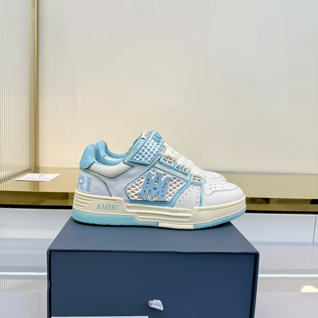 NO:694280,Top version Amiri Emile's 2026 spring and summer new MA-1 bread shoes, couple models, casual sports shoes, sneakers Amiri gave up the rock punk style in the new season and used a large number of unsaturated colors, Morandi tones, which will make people very happy whether you see or wear them. The large tongue of the bread shoes continues, shortening the length of the shoe body, thickening the midsole, and the toe part is more rounded. Amiri's brand letters and MA logo appear on the side of the shoe body. Fabric:  Original custom imported top layer cowhide + mesh Lining: Original custom breathable towel lining Outsole: Foamed combination TPU material Sole thickness: 4CM Size: Women's 35-40 / Men's 39-45 Buy now, casual shoes/sports shoes, amiri, sneakers, cowhide19860909顶级版本 Amiri埃米尔2026春夏新款MA-1面包鞋 情侣款 休闲 运动鞋 板鞋 Amiri新一季放弃了摇滚朋克的风格,使用了大量不饱和色系,莫兰迪色调,无论是看到还是穿上,都是会让人非常身心愉悦 面包鞋的大鞋舌延续了下来,缩短了鞋身的长度,加厚了中底,鞋头部分更加圆润. Amiri的品牌字母和 MA标识出现在鞋身侧面 面料: 原版定制进口头层牛皮+网面 内里: 原版定制透气毛巾里 大底: 发泡组合TPU材质 底厚: 4CM size: 女款35-40 / 男款39-45 立即抢购,休闲鞋/运动鞋,amiri,sneakers,cowhide,Women's Shoes