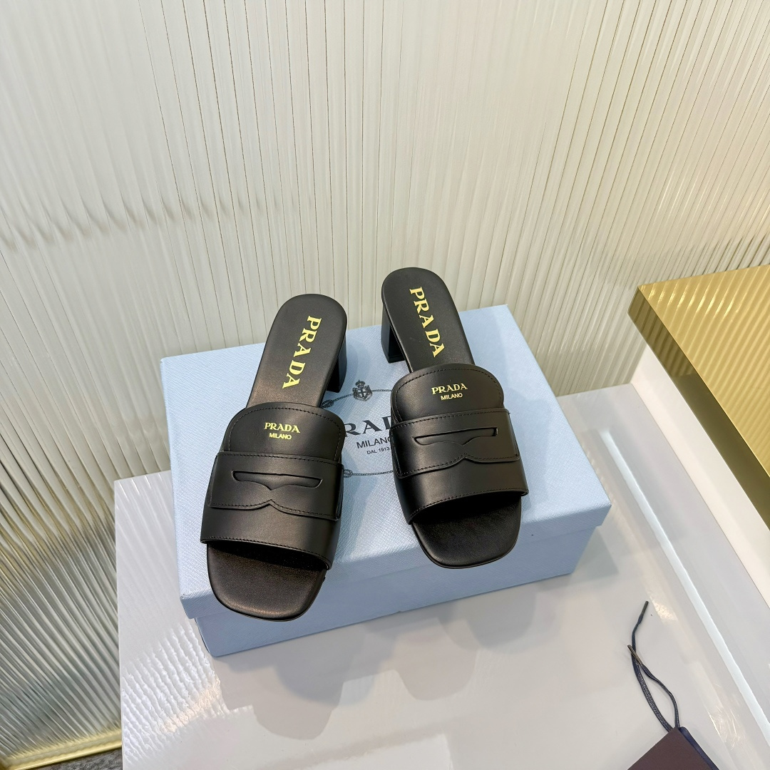 Prada PRADA/普拉达 26ss 春夏新款 粗跟 凉鞋