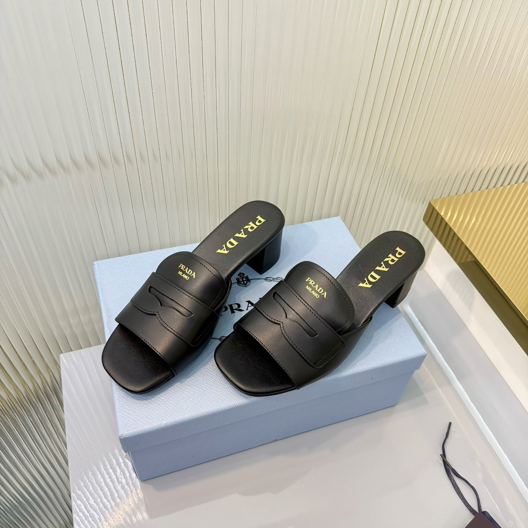 Prada PRADA/普拉达 26ss 春夏新款 粗跟 凉鞋