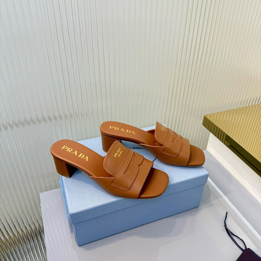 Prada PRADA/普拉达 26ss 春夏新款 粗跟 凉鞋