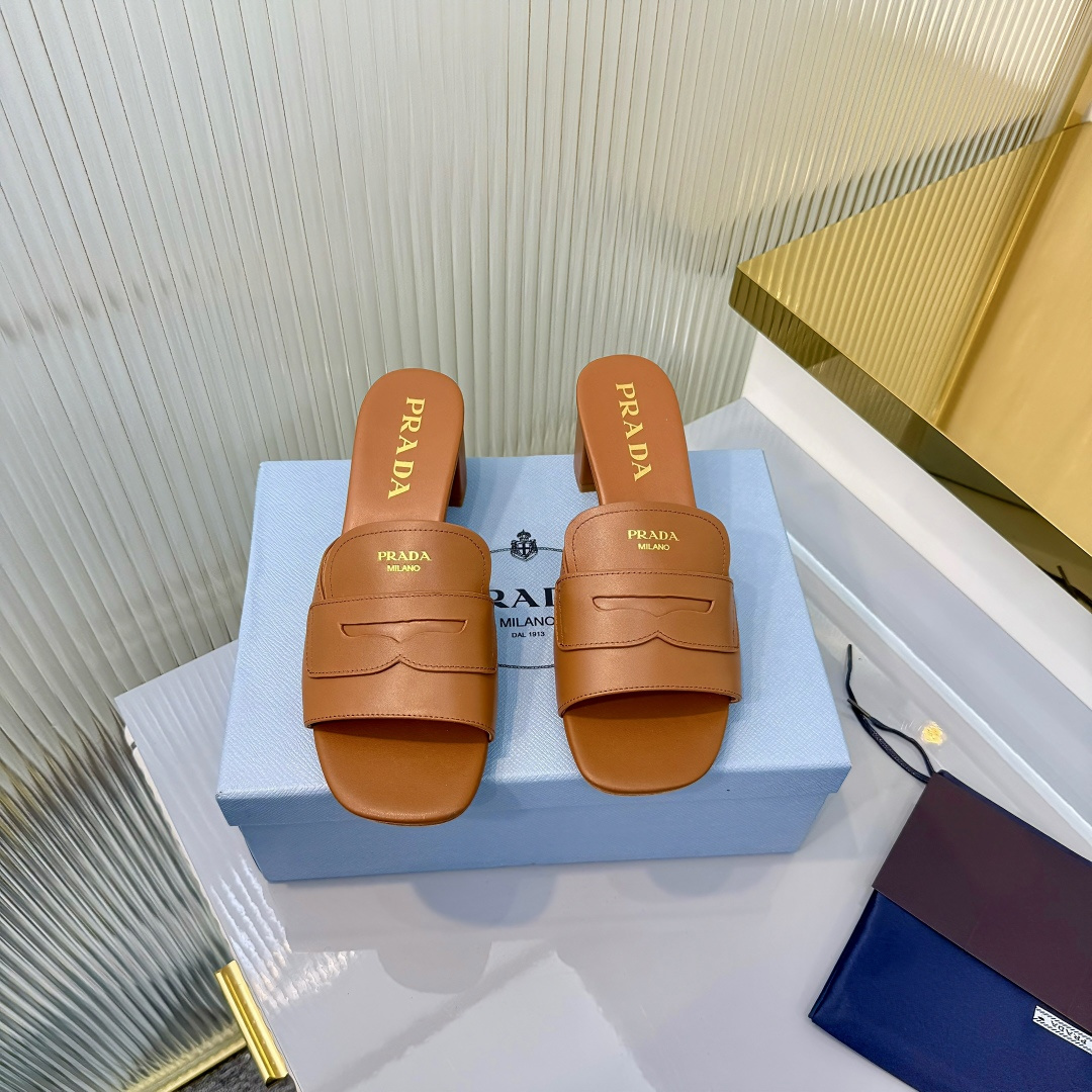 Prada PRADA/普拉达 26ss 春夏新款 粗跟 凉鞋