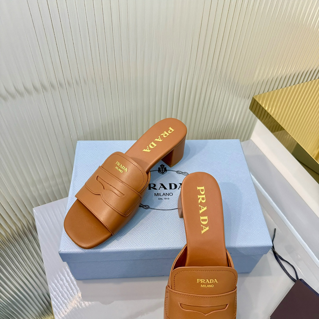 Prada PRADA/普拉达 26ss 春夏新款 粗跟 凉鞋