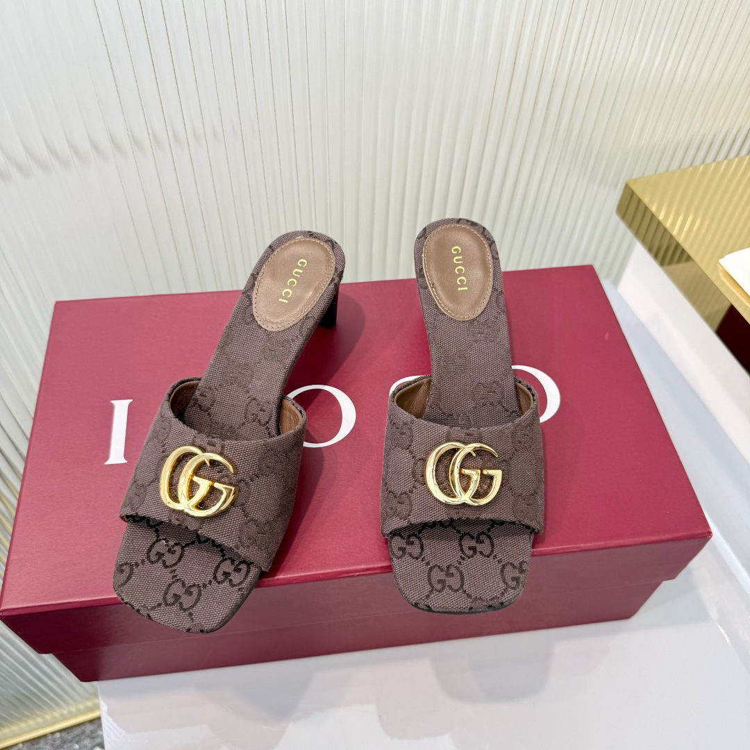 Gucci 35-42《古驰新世代》(Generation Gucci)系列深入探索品牌典藏元素