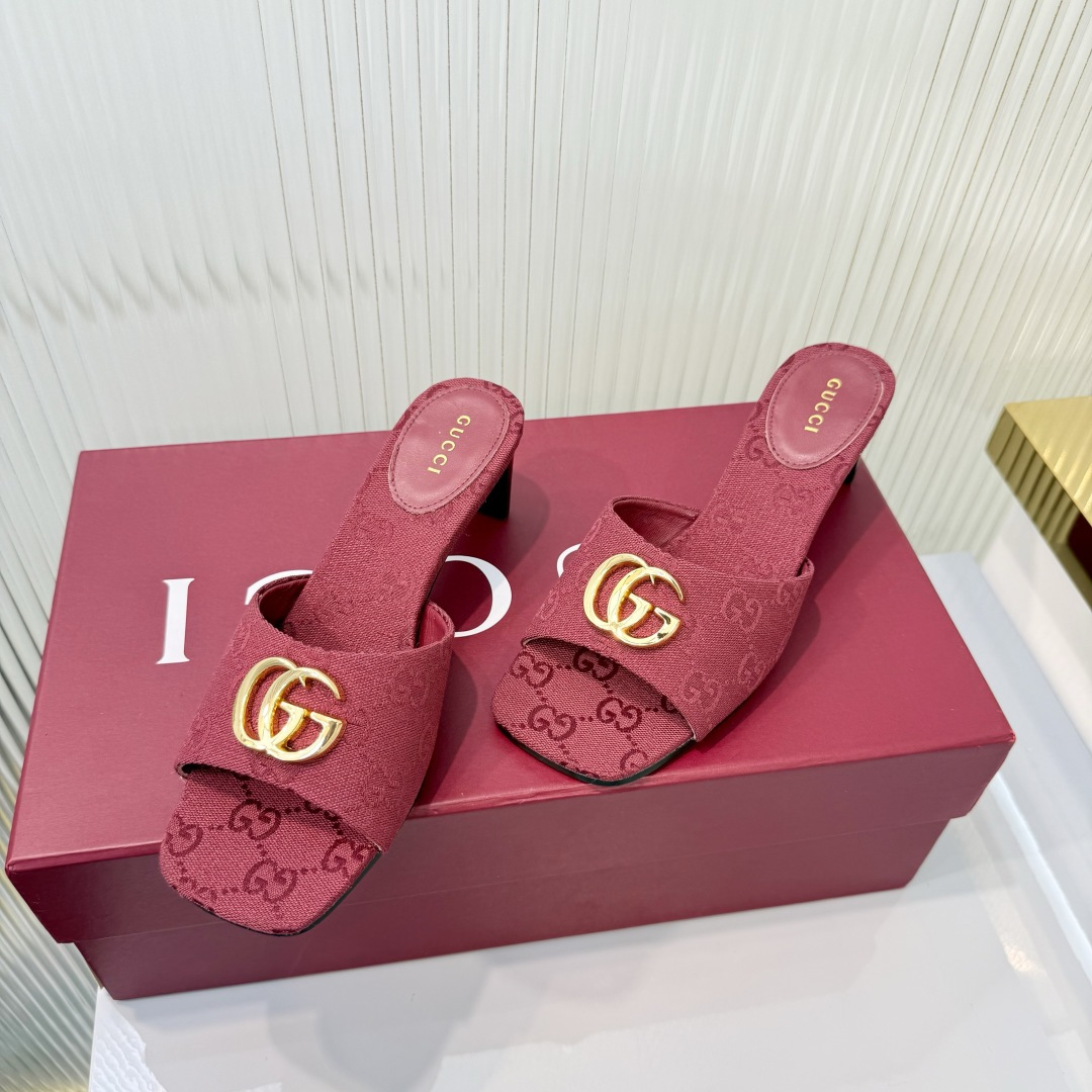 Gucci 35-42《古驰新世代》(Generation Gucci)系列深入探索品牌典藏元素