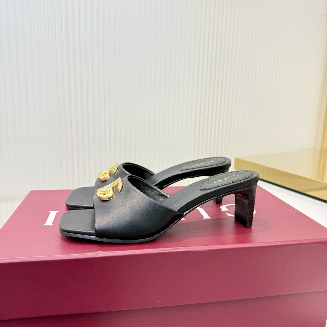 Gucci 35-42《古驰新世代》(Generation Gucci)系列深入探索品牌典藏元素