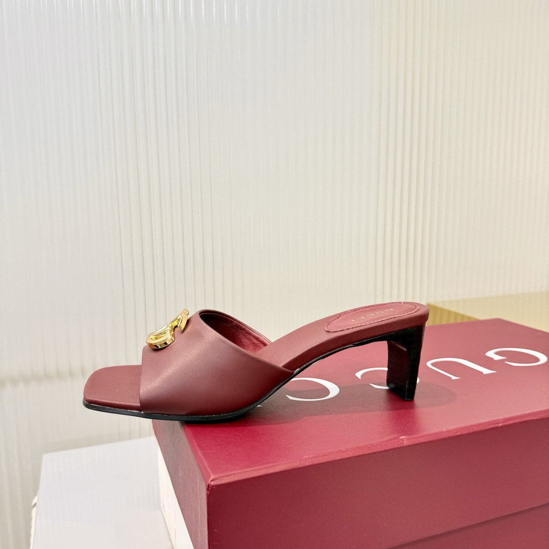 Gucci 35-42《古驰新世代》(Generation Gucci)系列深入探索品牌典藏元素