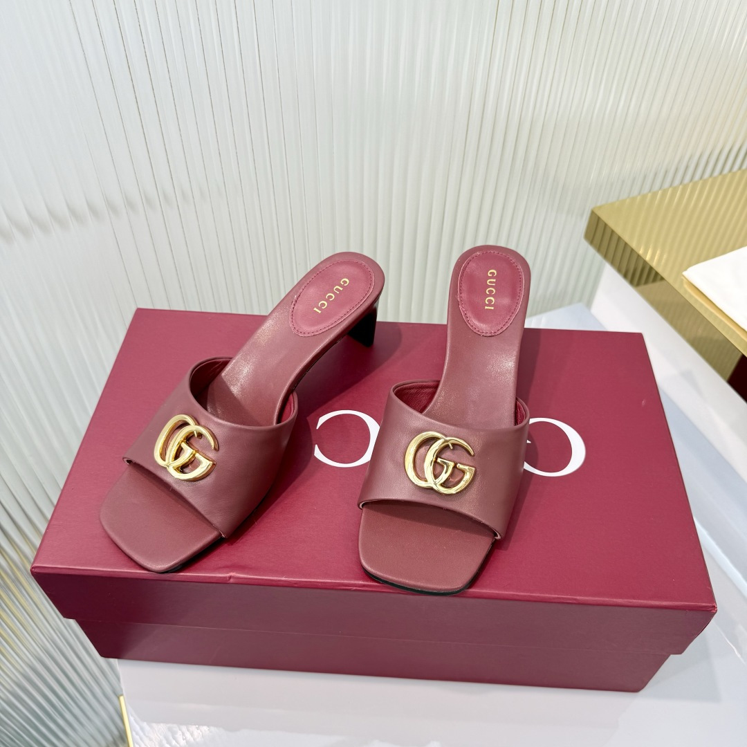 Gucci 35-42《古驰新世代》(Generation Gucci)系列深入探索品牌典藏元素