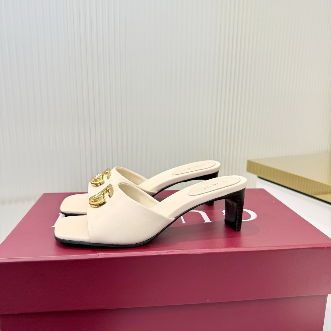 Gucci 35-42《古驰新世代》(Generation Gucci)系列深入探索品牌典藏元素