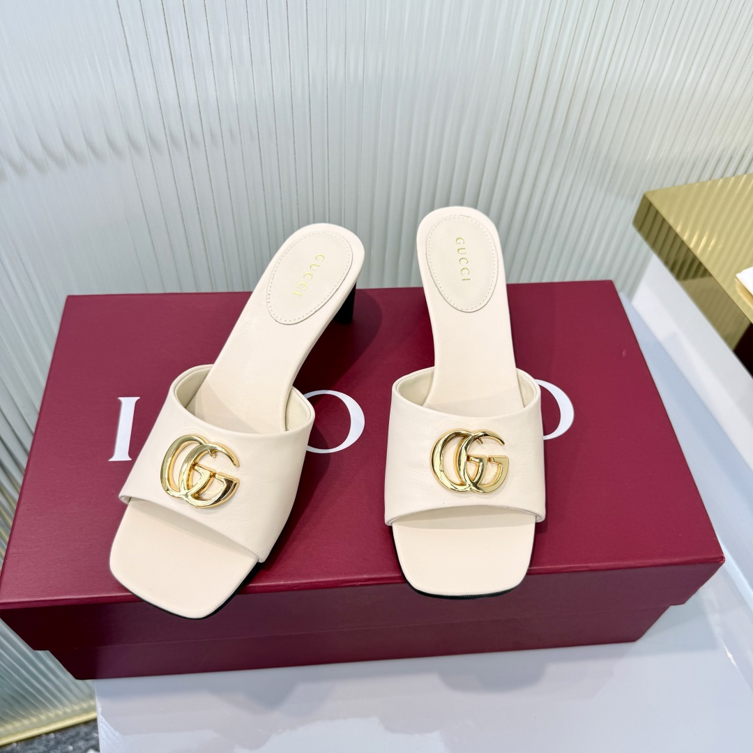Gucci 35-42《古驰新世代》(Generation Gucci)系列深入探索品牌典藏元素