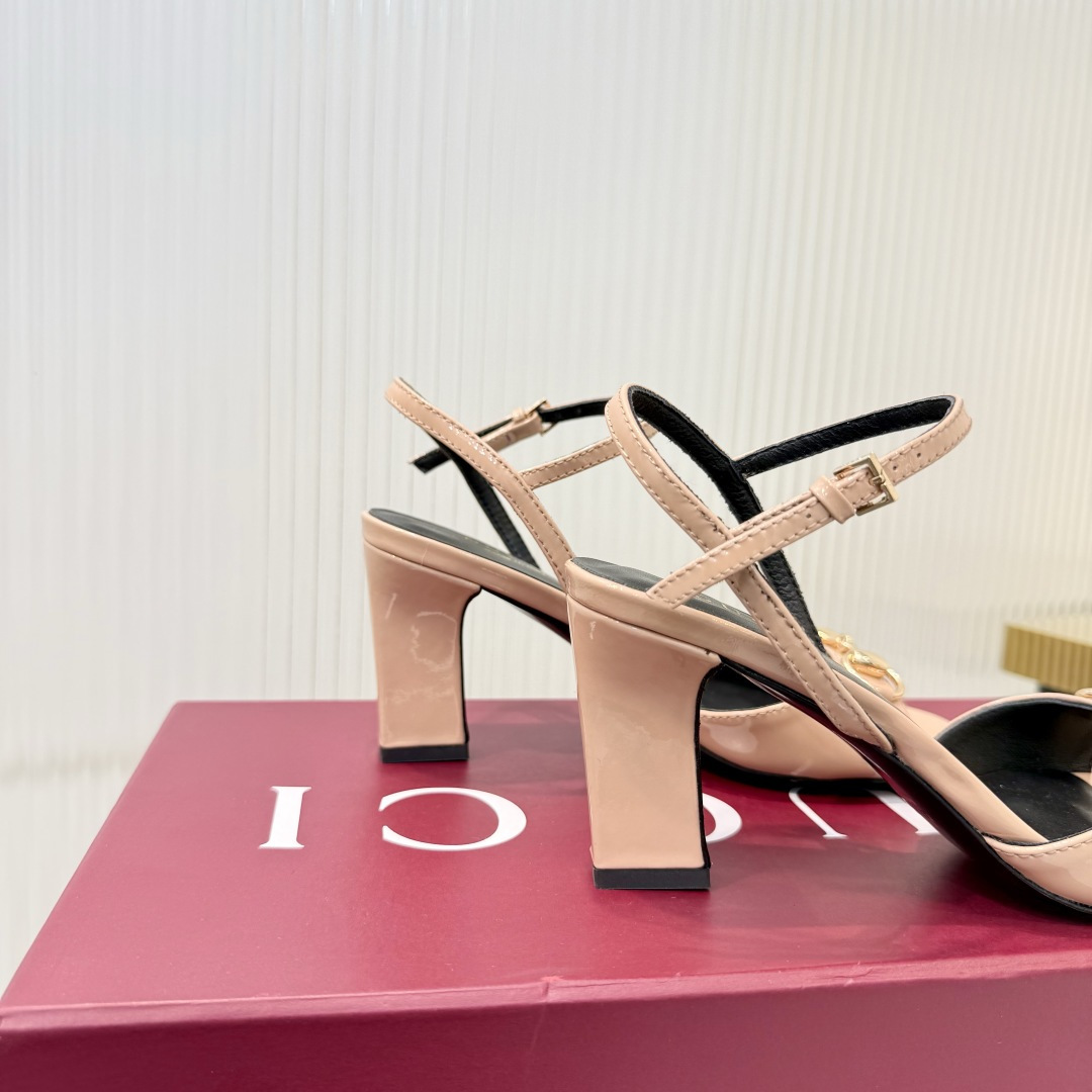 Gucci 35-42《古驰新世代》(Generation Gucci)系列深入探索品牌典藏元素