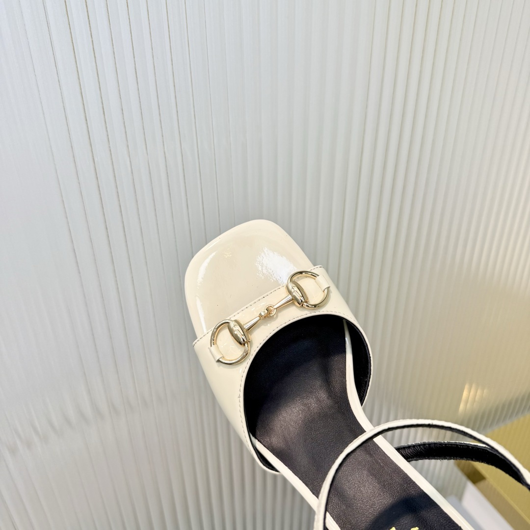 Gucci 35-42《古驰新世代》(Generation Gucci)系列深入探索品牌典藏元素