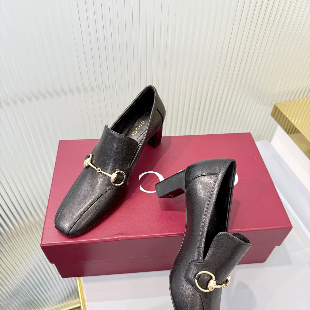 Gucci 35-42《古驰新世代》(Generation Gucci)系列深入探索品牌典藏元素