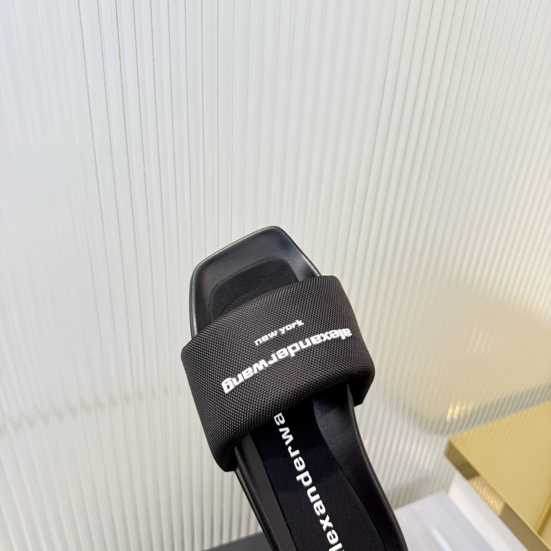 Alexander Wang Alexander Wang亚历山大王高跟鞋女士奢侈品Alexande* Wang 1:1的材料满钻懒人拖