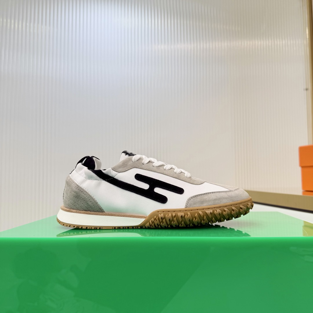 Hermes Sneakers