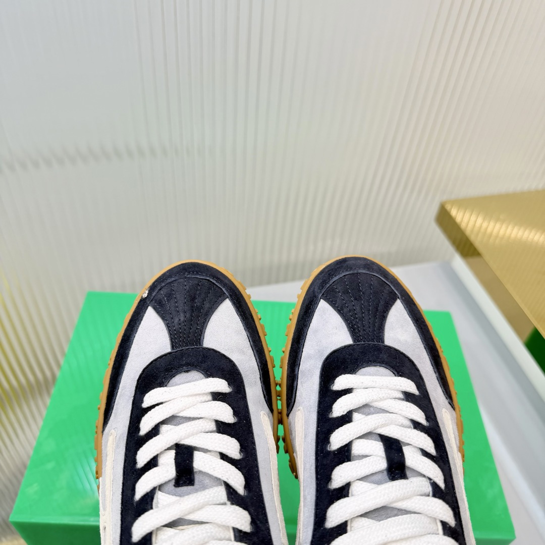 Hermes Sneakers