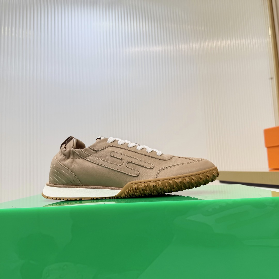 Hermes Sneakers