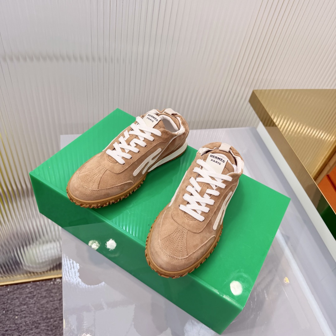 Hermes Sneakers