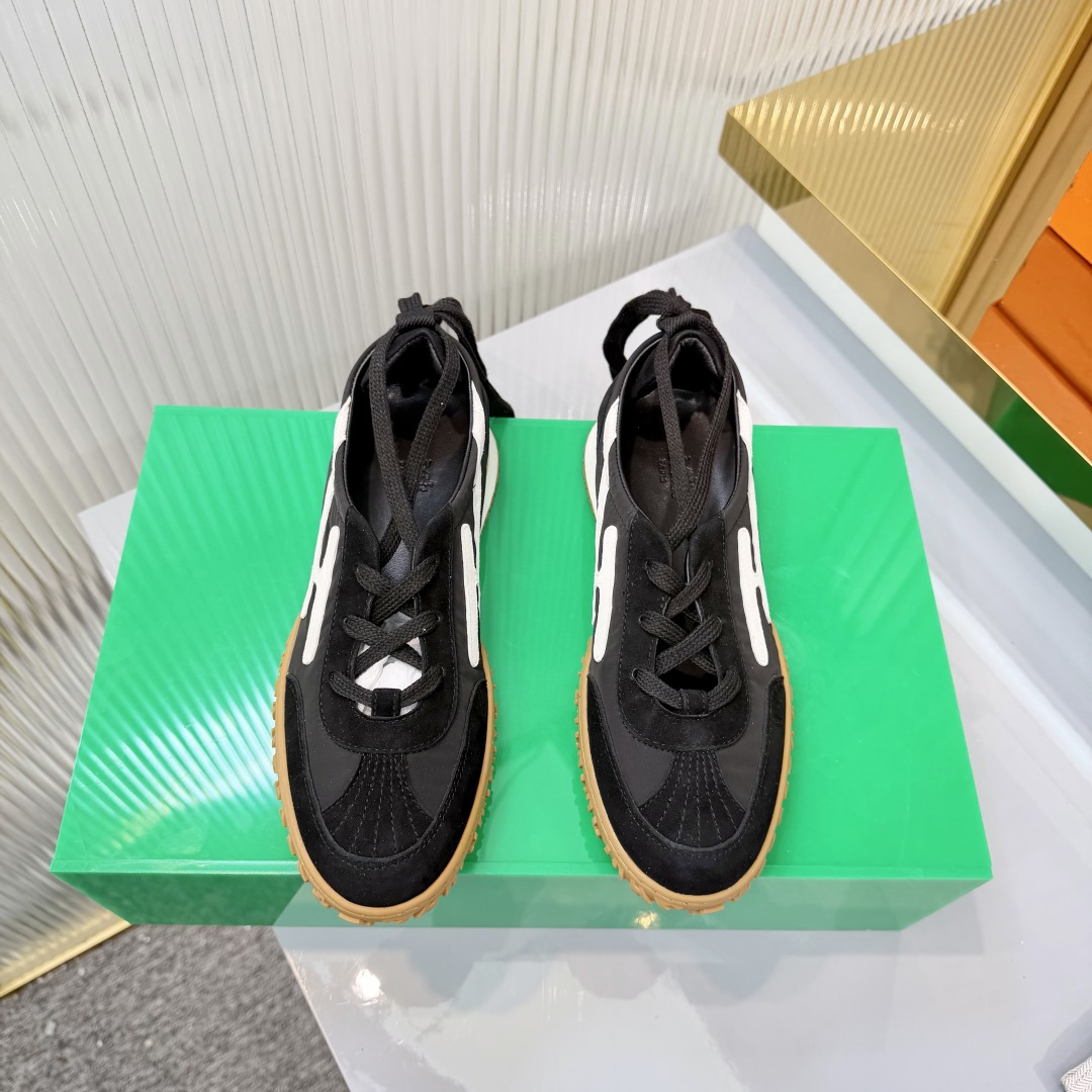 Hermes Sneakers