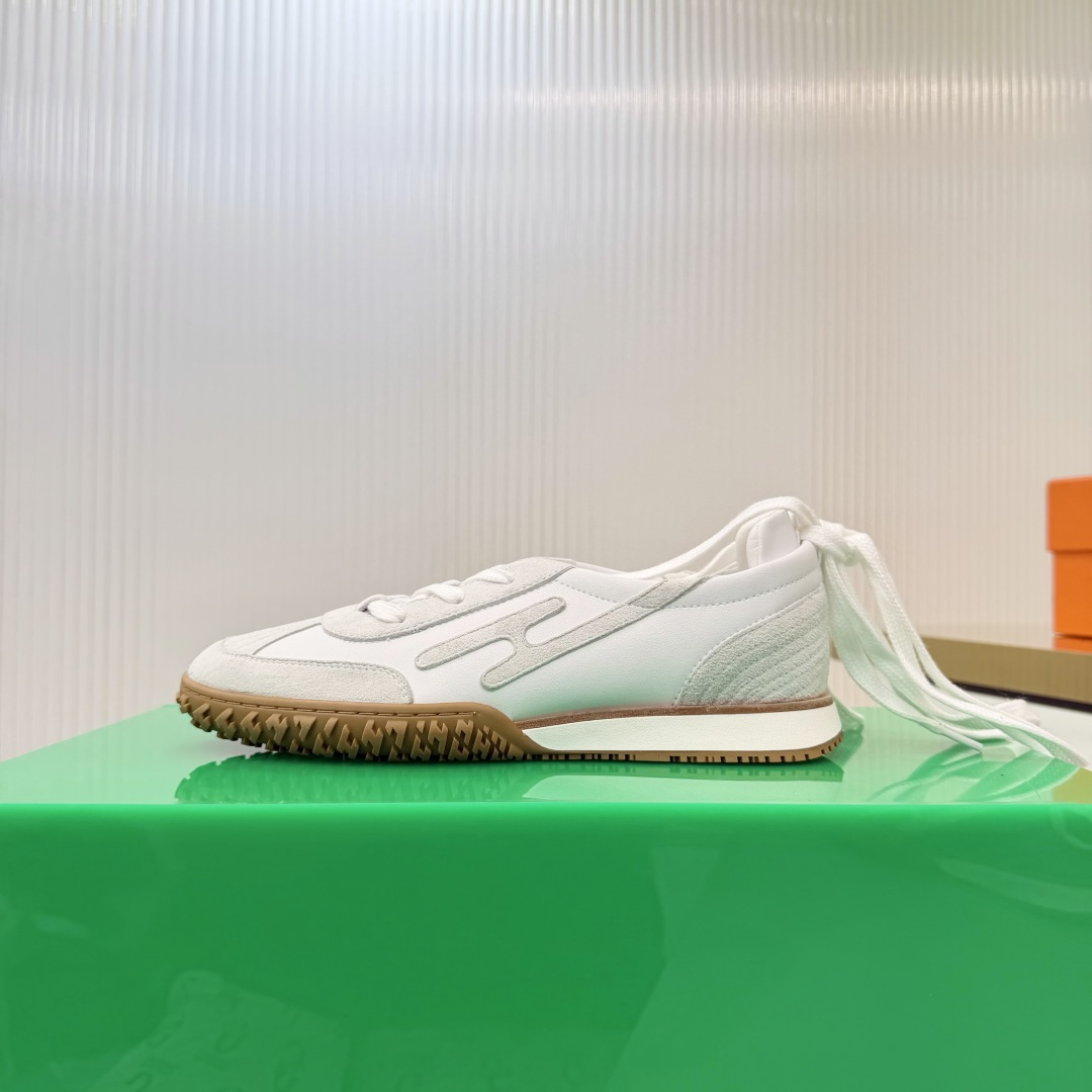 Hermes Sneakers