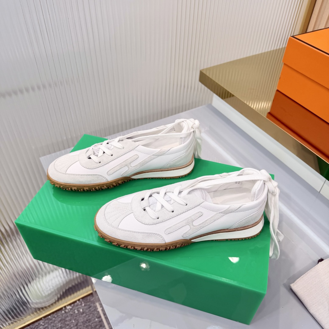 Hermes Sneakers