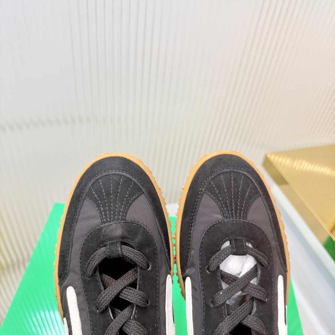 Hermes Sneakers