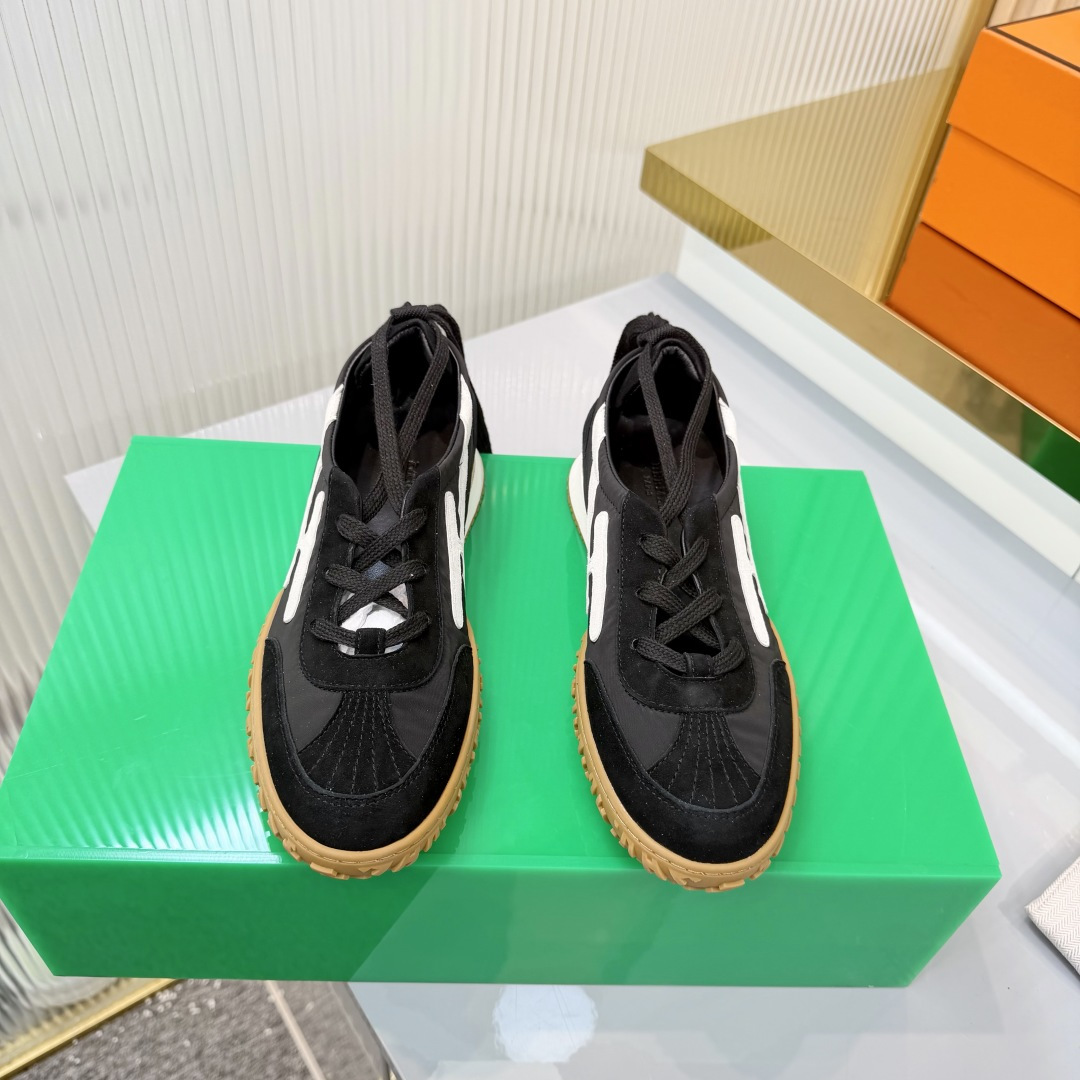 Hermes Sneakers
