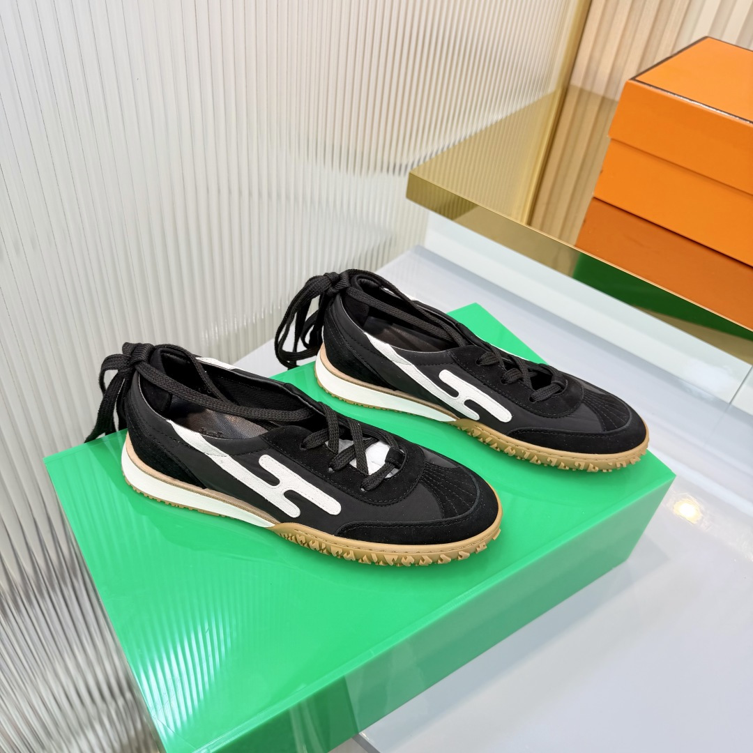 Hermes Sneakers