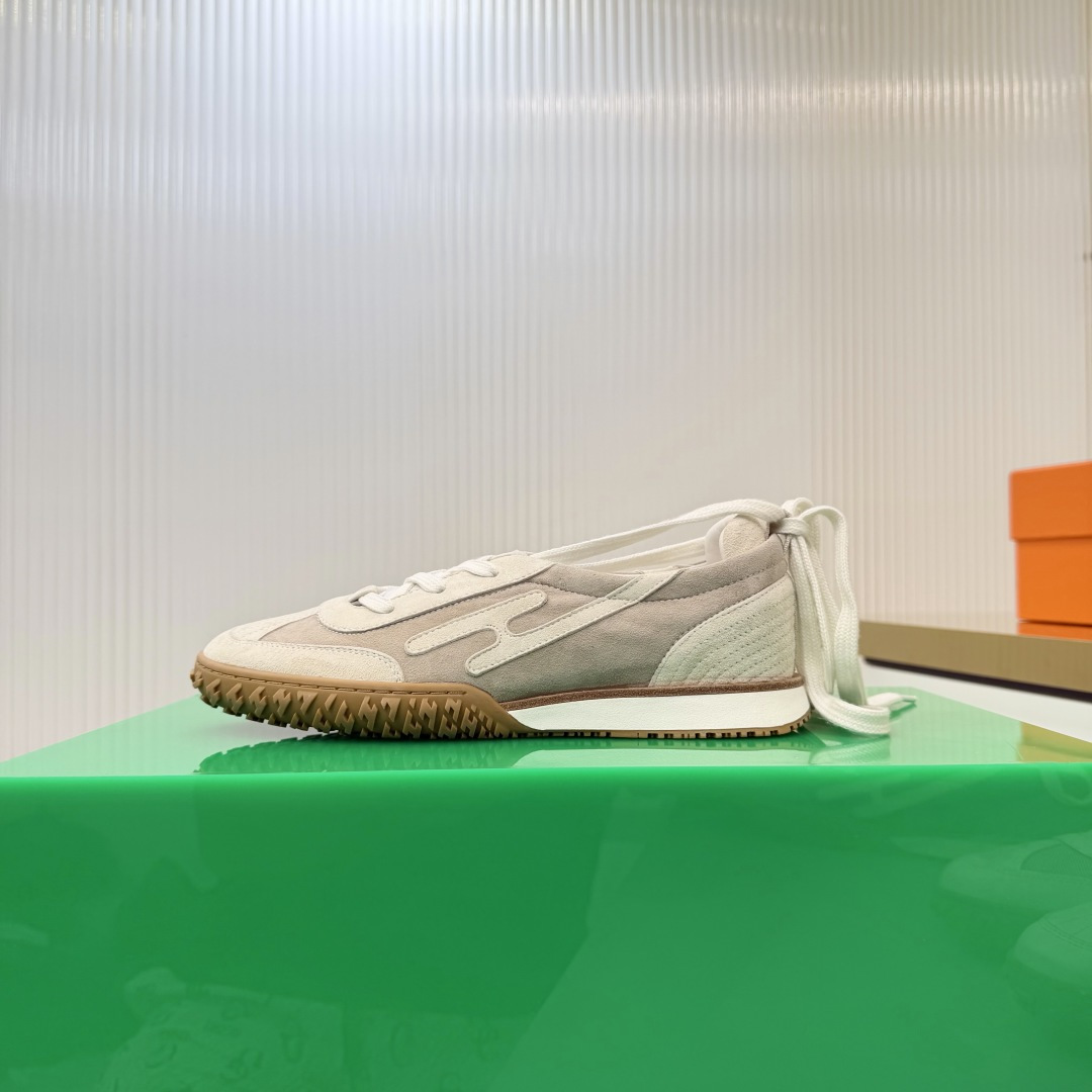 Hermes Sneakers