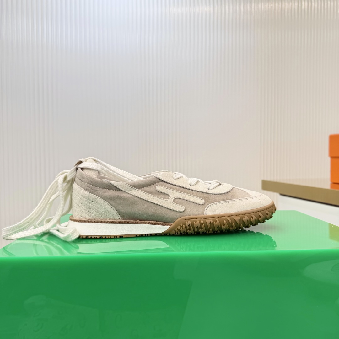 Hermes Sneakers