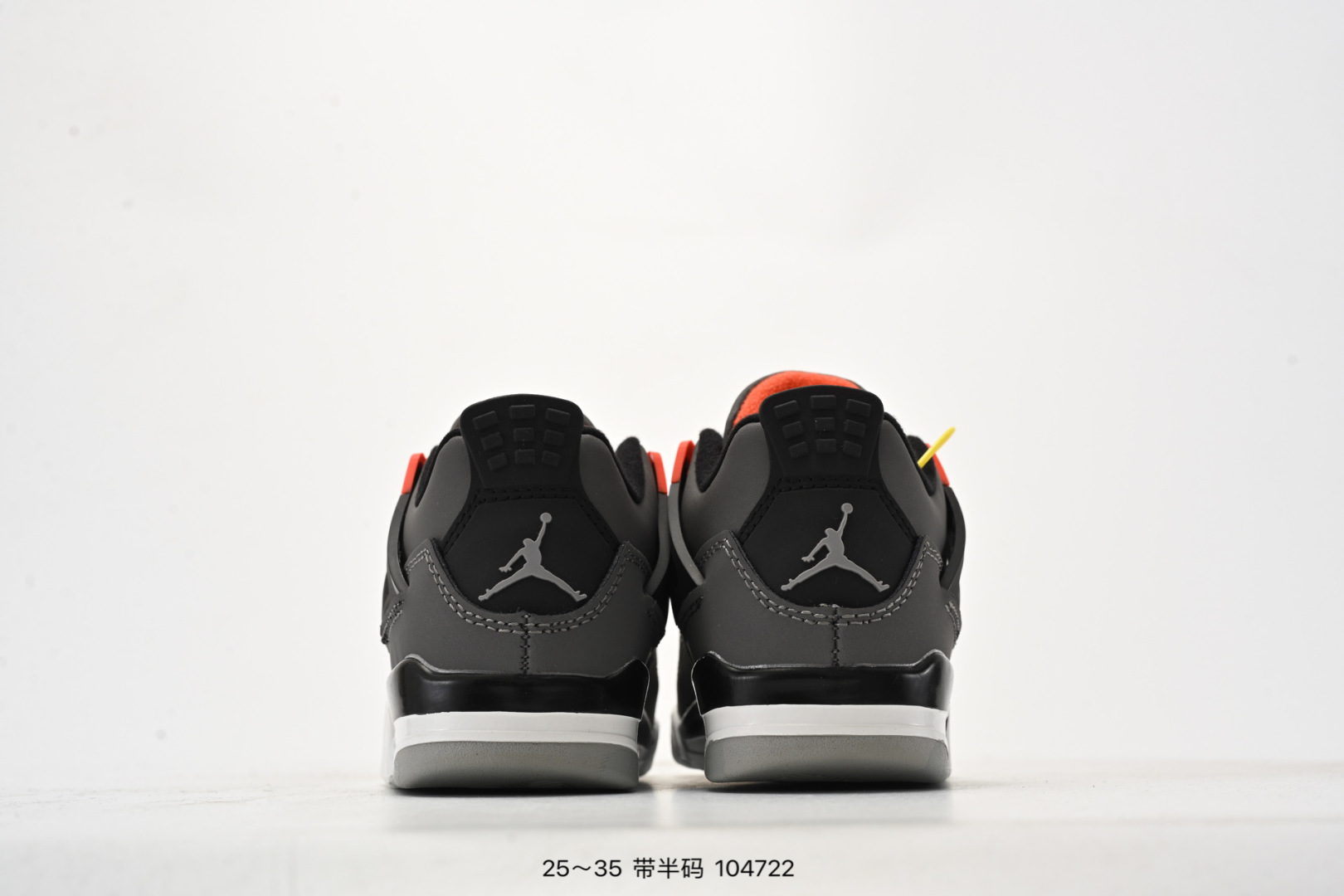 图片[7]-童鞋 耐克Nike Air Jordan 4 Retro Thunder 雷神 AJ4 乔4 迈克尔·乔丹 AJ4代 中帮复古休闲运动文化篮球鞋。秉承轻量化的速度型篮球鞋设计思想完成设计，降低重量的同时提升舒适度，中底延续前作使用了分离式后掌可视化 Air Sole气垫。鞋带孔和后跟鞋提以籃网为造型灵感，将篮球运动巧妙融入到鞋款的设计之中，使鞋身整体富有流动性、节奏感和优雅气质 货号：308497-008 尺码：如图所示-选品中心