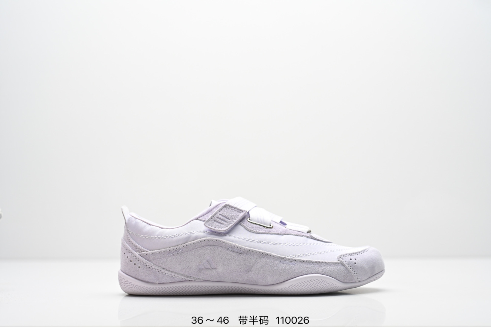 adidas FOS URBAN REVERIE 舒适时尚 阿迪fos芭蕾鞋 设计感特别强 中底廓形设计 结合了两种缓震技术 绑带设计整体线条优美 显脚瘦 虽然底子有点薄 却异常舒适 带半码 货号:LA4999 编码:110026