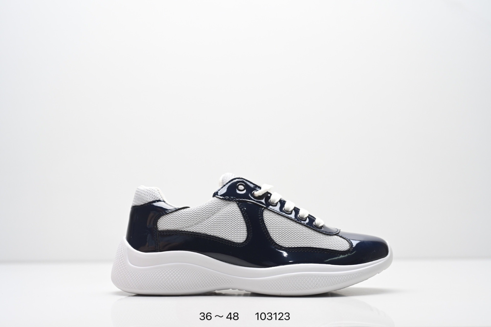 Light Luxury P Home Speedlock Round Head Flat Bottom Low Top Life Casual Shoes Men's And Women's Sports Shoes Large Casual Shoes_vogvips.com