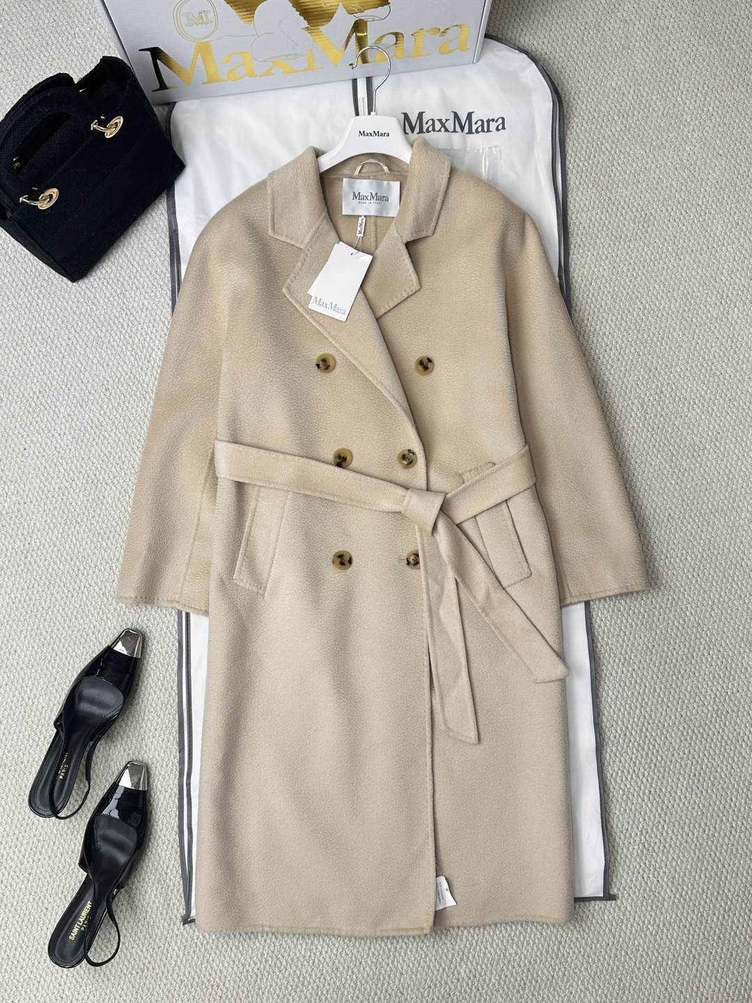 NO:636134,No. Max's classic water ripple cashmere coat Ingredients Australian wool Size SML Color beige blue lilac, Maxmara-clothing, alexander wang19860909编号 Max家经典水波纹羊绒大衣 成分澳毛 尺码SML 颜色米色 蓝色 淡紫色,麦丝玛拉-服装,alexander wang,Women's clothing